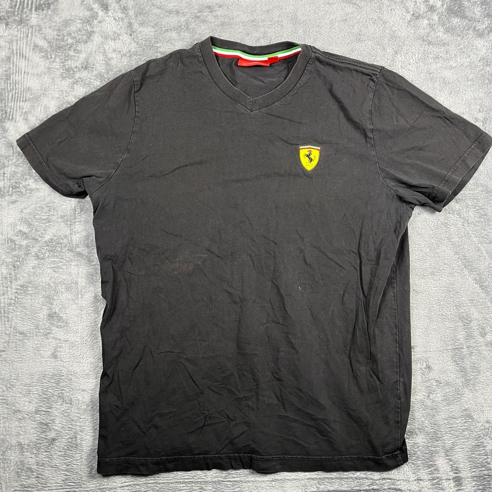 Ferrari T Shirt Men Large Black Scuderia Shield Logo Short Sleeve V Neck Outdoor